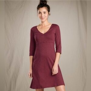 Toad&Co Rosalinda Dress Purple Red Sz M Athleisure hiking camping Gorpcore